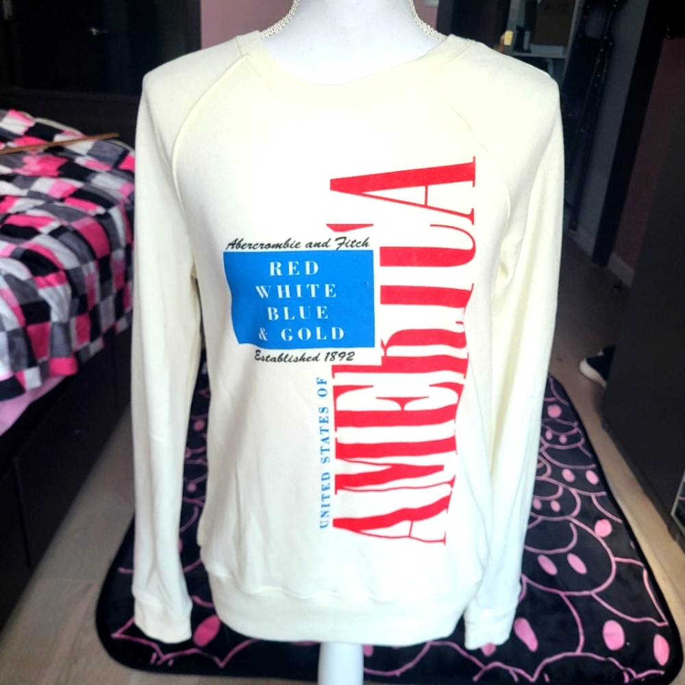 Abercrombie & Fitch Cream White Blue Red Sweatshirt "America" Graphic Print